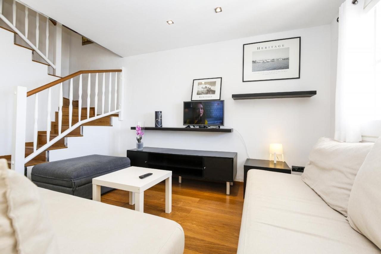 Frontsea Only Families Planet Costa Dorada Villa ซาลอว์ ภายนอก รูปภาพ