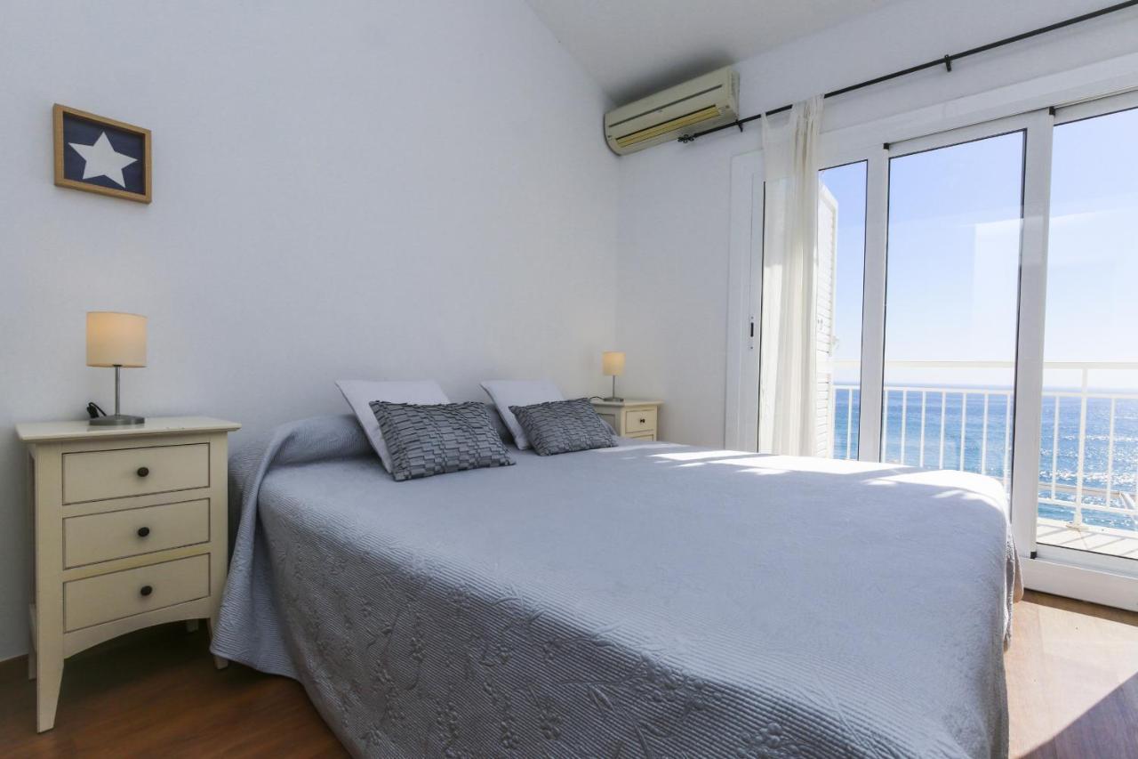 Frontsea Only Families Planet Costa Dorada Villa ซาลอว์ ภายนอก รูปภาพ