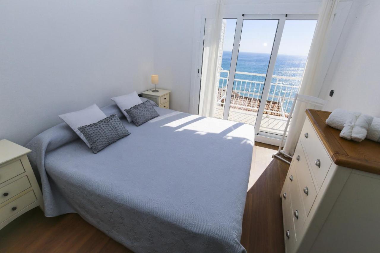 Frontsea Only Families Planet Costa Dorada Villa ซาลอว์ ภายนอก รูปภาพ