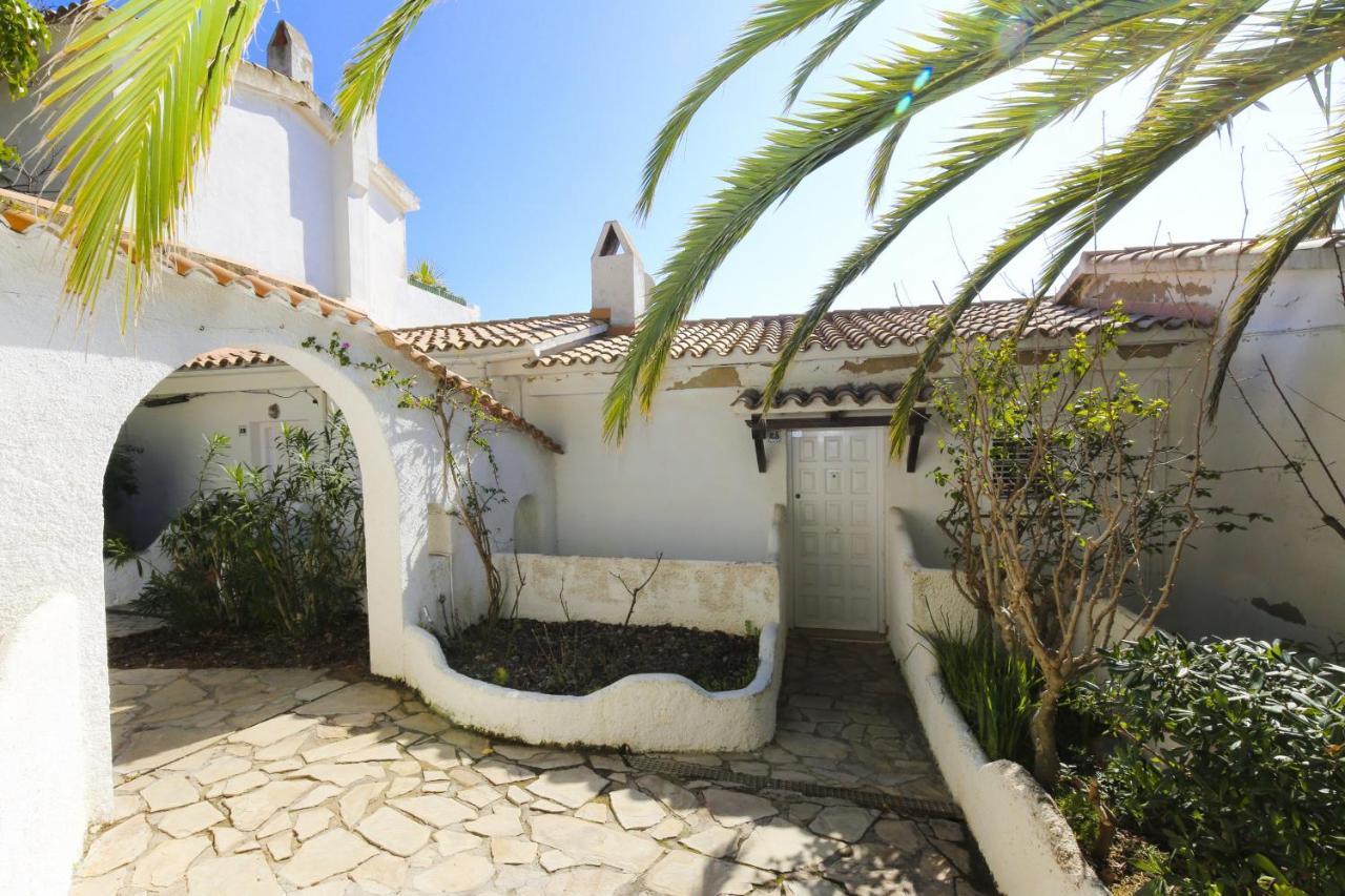 Frontsea Only Families Planet Costa Dorada Villa ซาลอว์ ภายนอก รูปภาพ